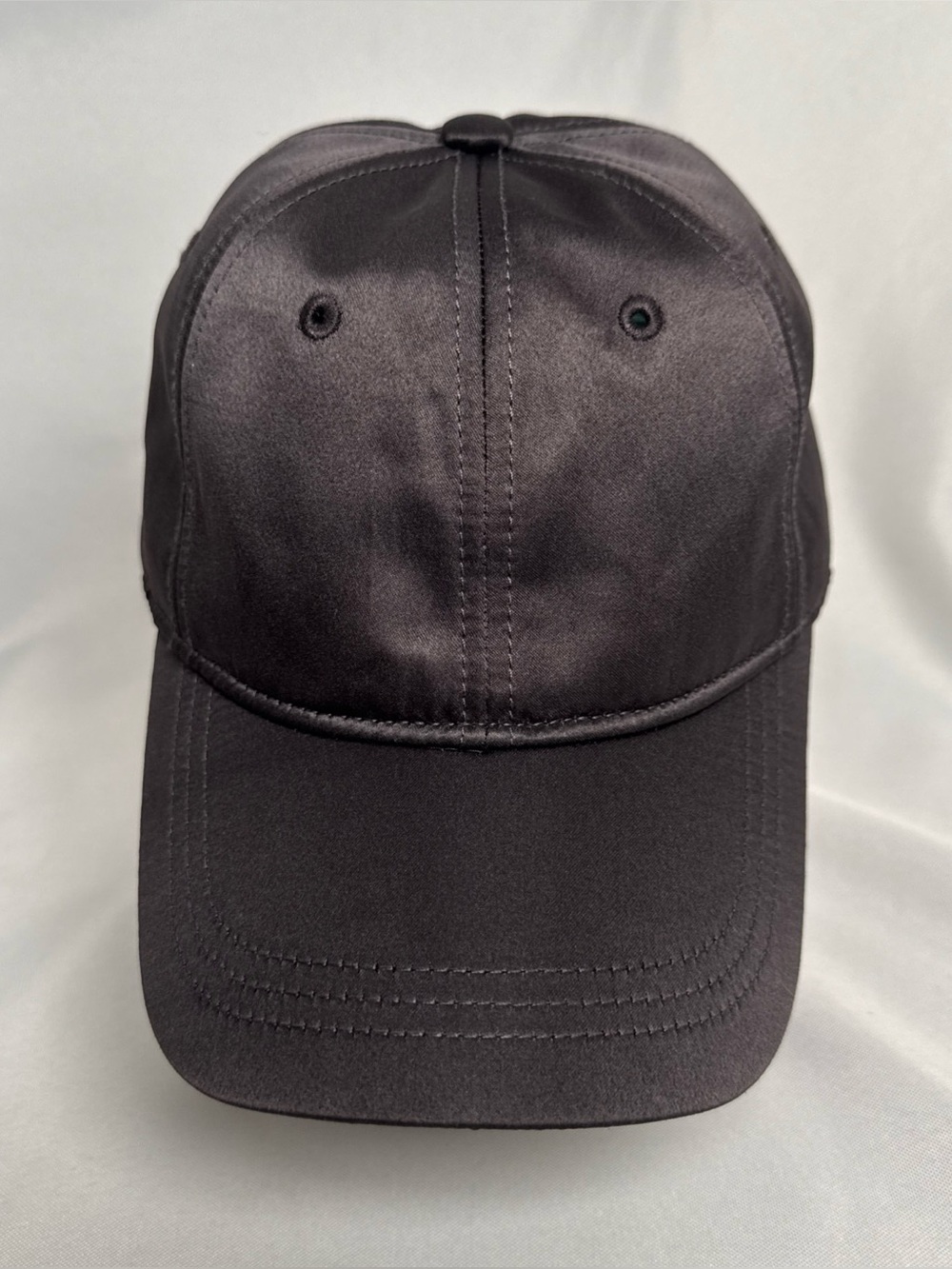 American Eagle Outfitters Performance Baseball Cap Women’s One Size Satin
